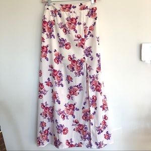 Lightweight Floral Maxi Shirt with Slit 💕